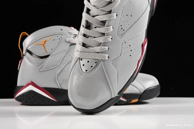BV6281-006 7 Reflective Air Cardinal Jordan 0710